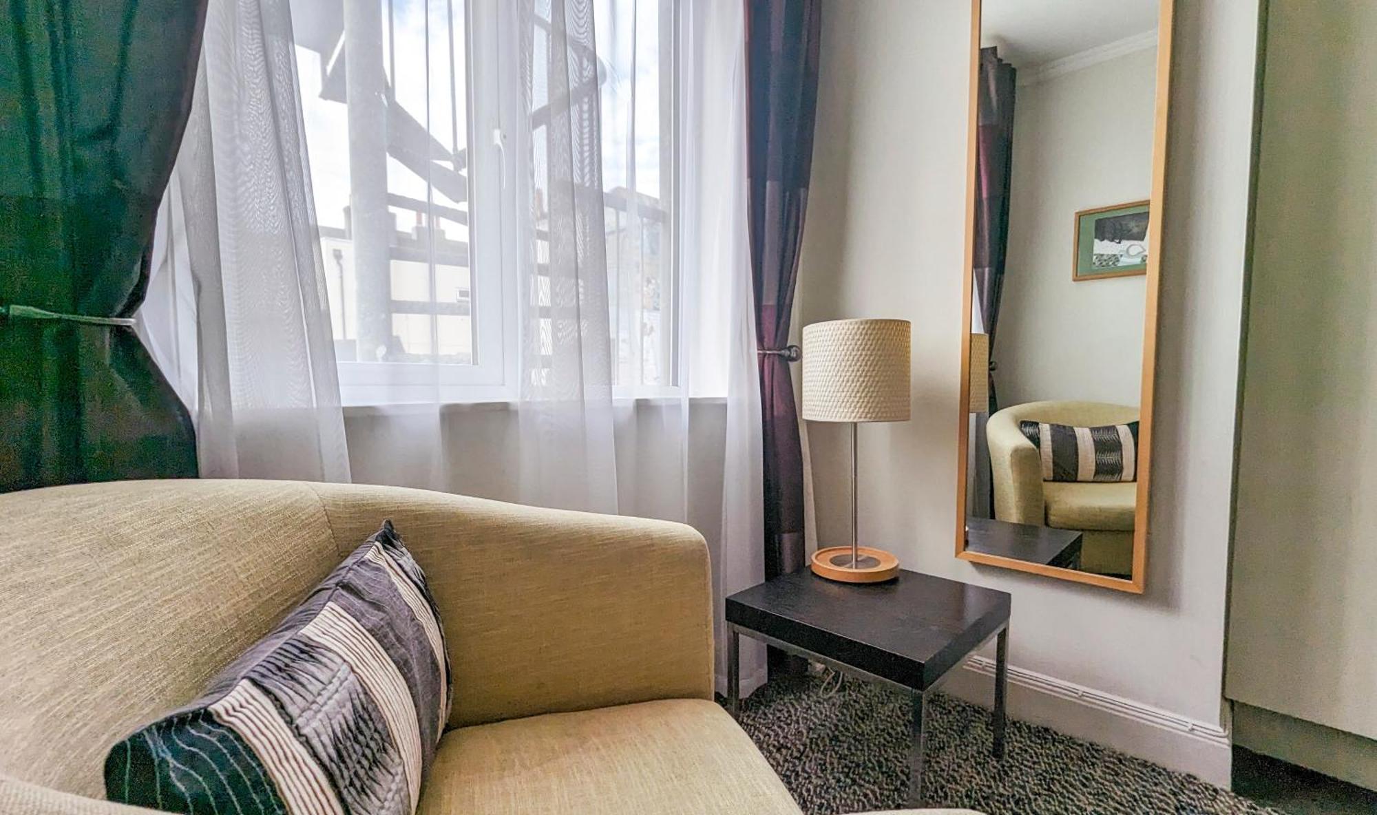New Steine Apartment - Sea View - By Brighton Holiday Lets Екстериор снимка