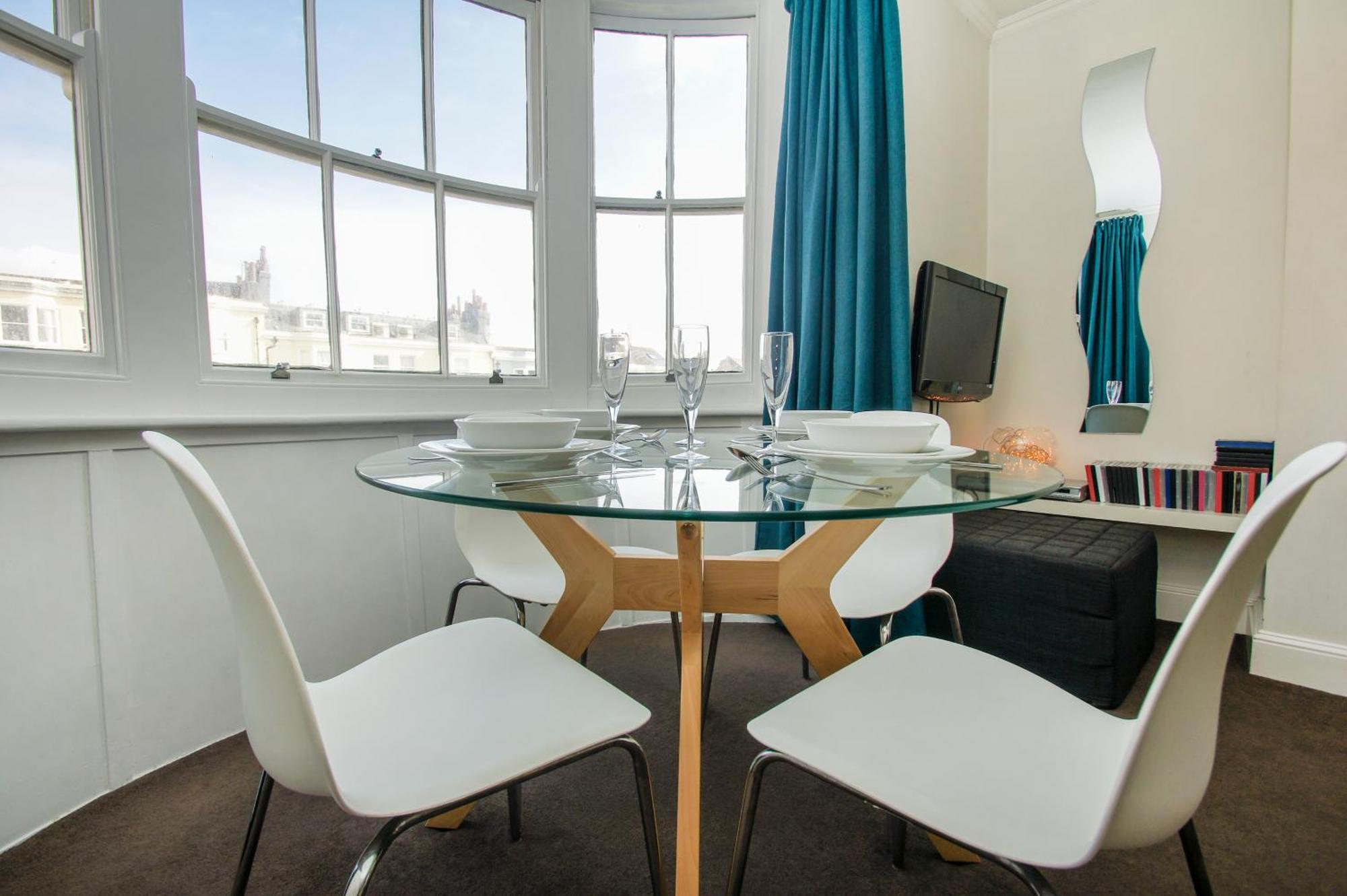 New Steine Apartment - Sea View - By Brighton Holiday Lets Екстериор снимка